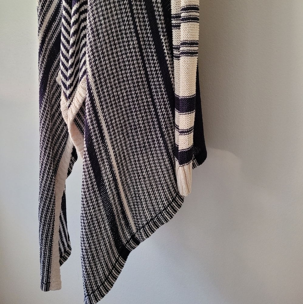 Lucky Brand Wrapped Cardigan - Picture 7 of 10
